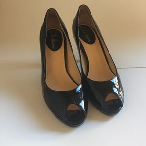 Cole Haan Black Patent leather Pumps Peep Toe 7B